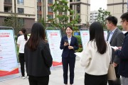 太原保租房楼下开专场招聘会 租客下楼就能找好工作挑岗位