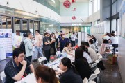 大桥街道举办招聘会，桥见薪机遇助力青年绘就业蓝图